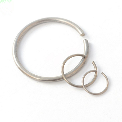 Round wire snap rings